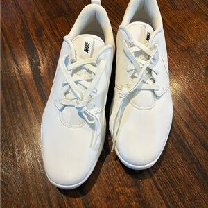 Nike Classic White Mens Golf Shoe BRAND NEW